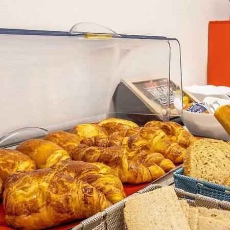 Comfort Hotel Au Firmament Asnieres-Sur-Seine Ngoại thất bức ảnh