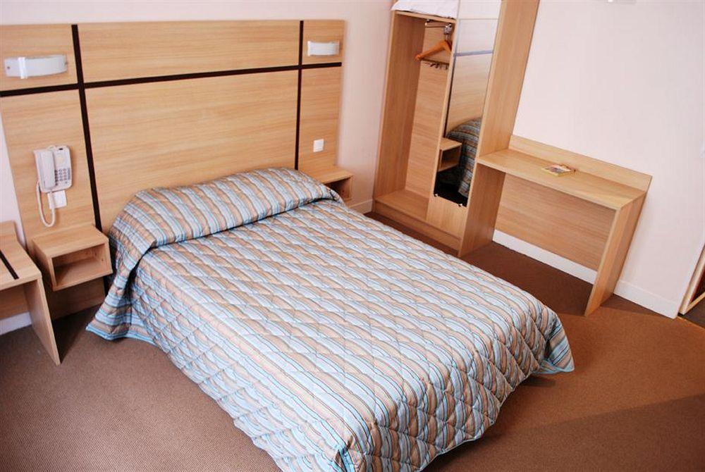 Comfort Hotel Au Firmament Asnieres-Sur-Seine Ngoại thất bức ảnh