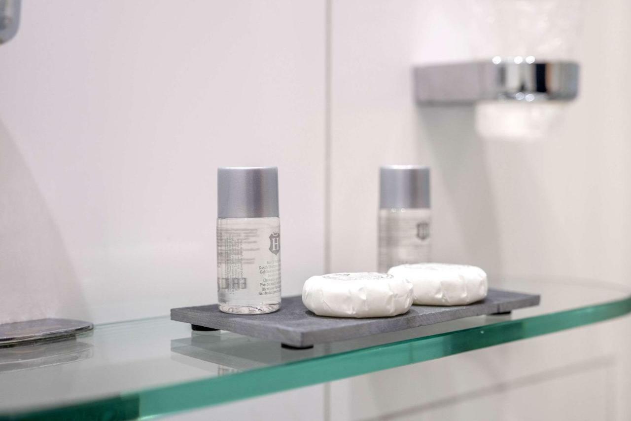 Comfort Hotel Au Firmament Asnieres-Sur-Seine Ngoại thất bức ảnh